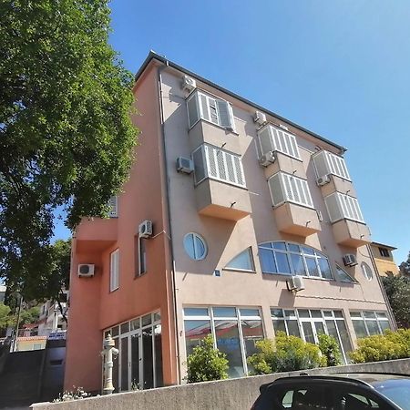 Apartment Lana Novi Vinodolski Exterior foto